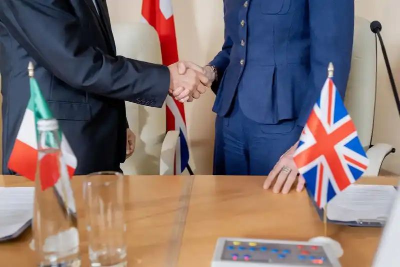 difference between diplomacy and statecraft
